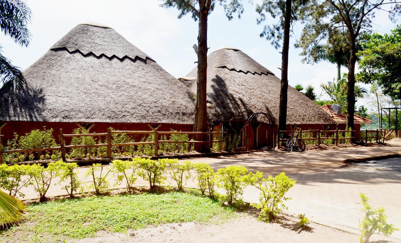 The Palms Beach Hotel And Restaurant Limited Entebbe Exteriér fotografie