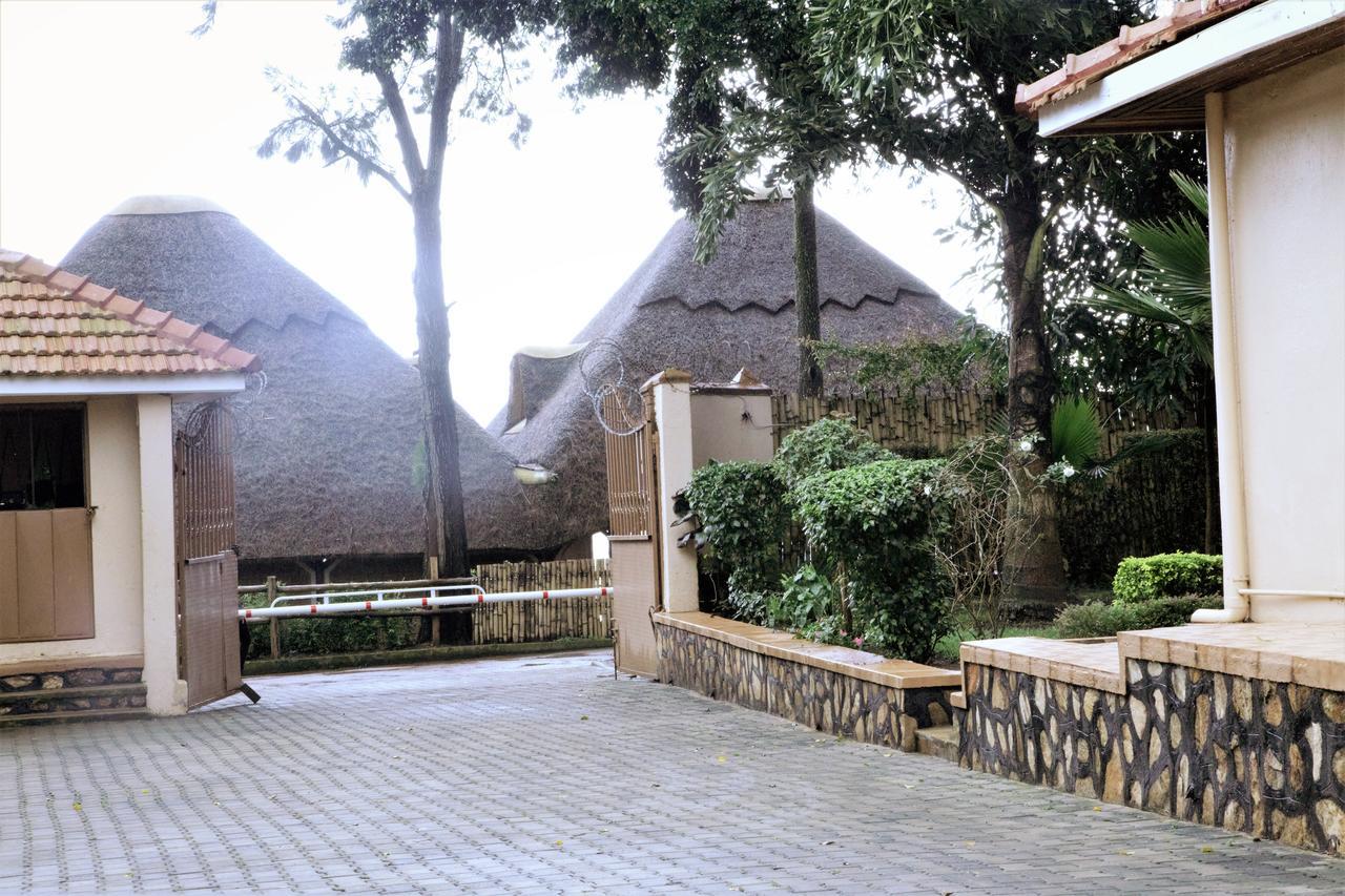 The Palms Beach Hotel And Restaurant Limited Entebbe Exteriér fotografie