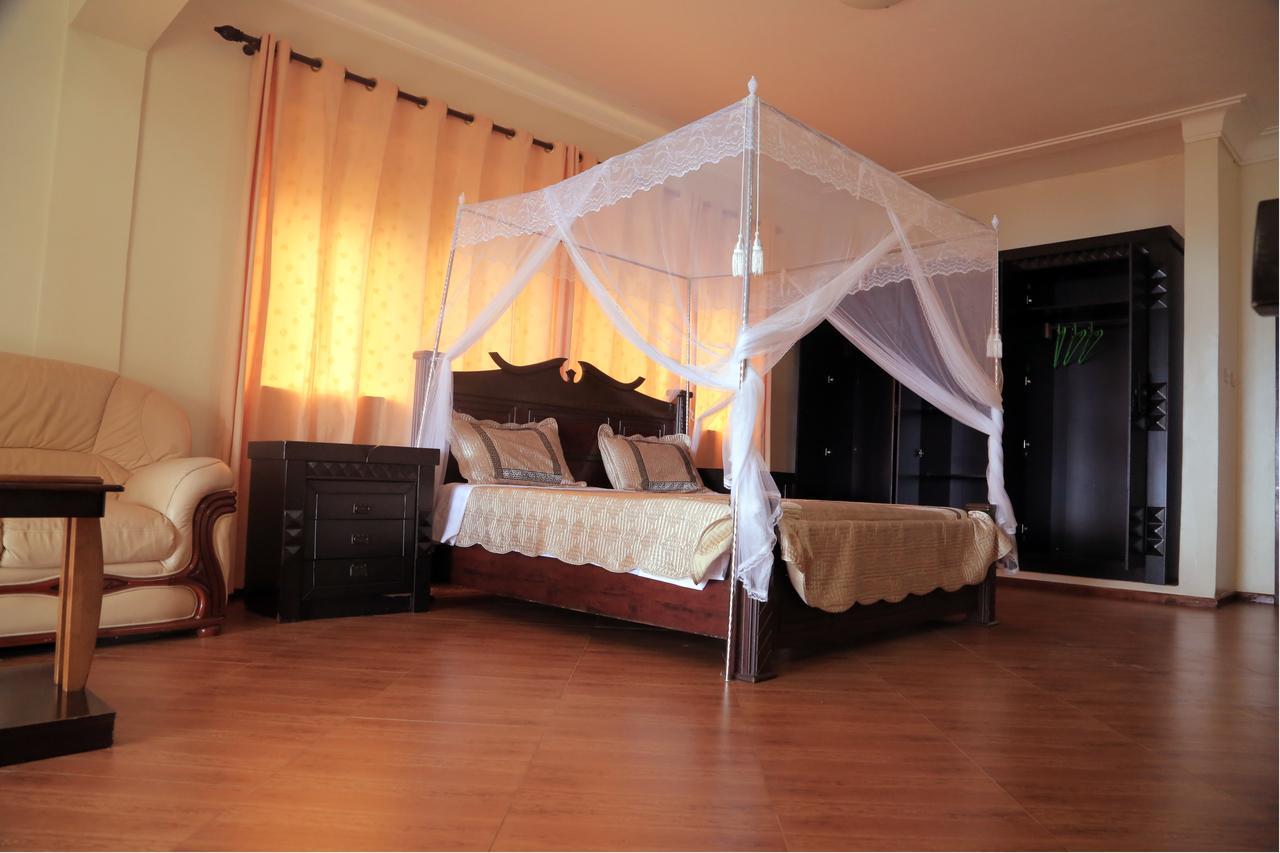The Palms Beach Hotel And Restaurant Limited Entebbe Exteriér fotografie